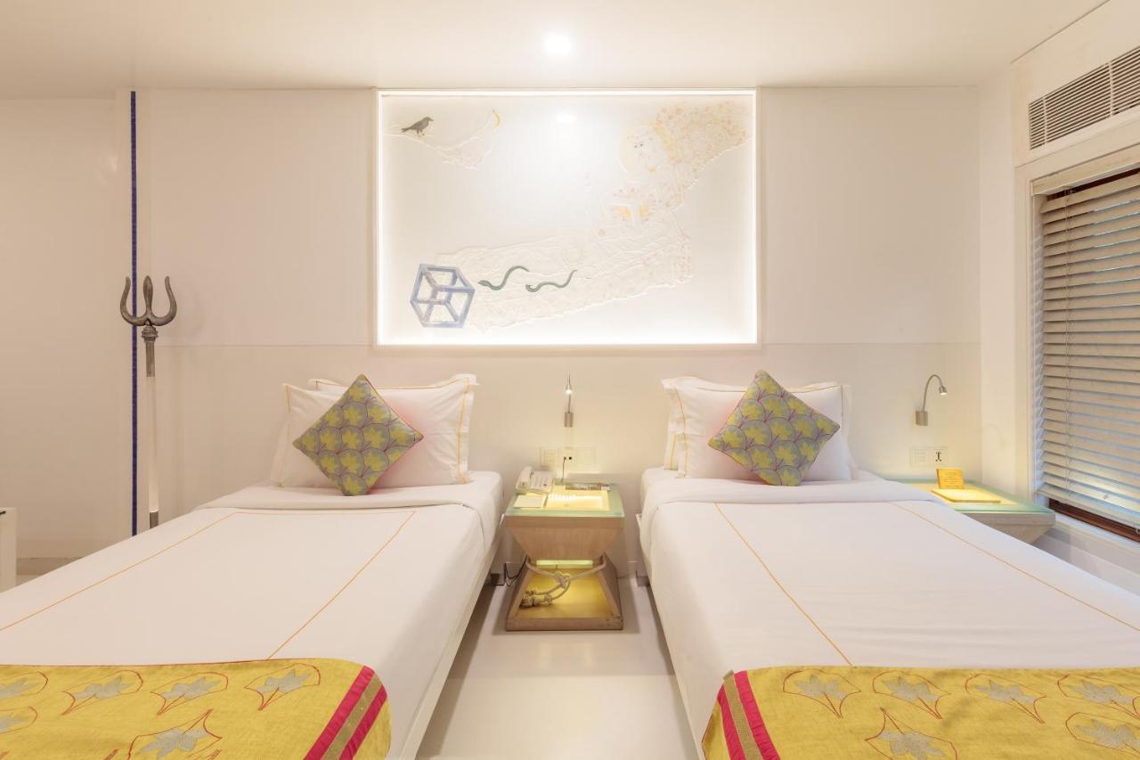 Le Sutra Hotel, Khar, Мумбаи Экстерьер фото