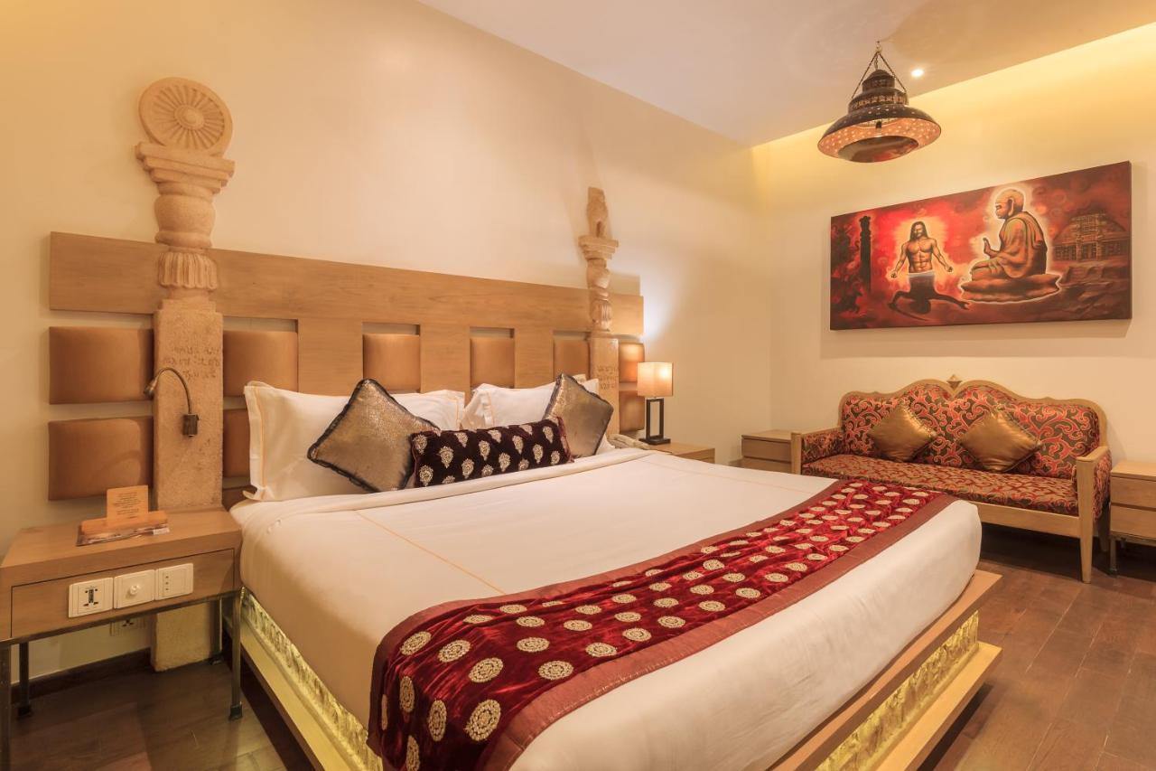 Le Sutra Hotel, Khar, Мумбаи Экстерьер фото
