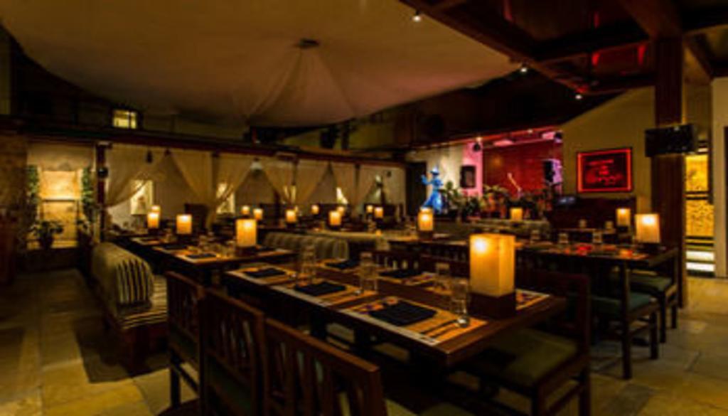 Le Sutra Hotel, Khar, Мумбаи Экстерьер фото