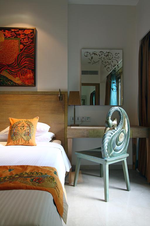 Le Sutra Hotel, Khar, Мумбаи Экстерьер фото