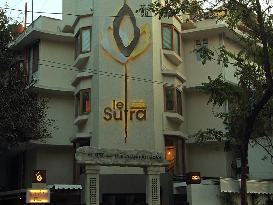 Le Sutra Hotel, Khar, Мумбаи Экстерьер фото