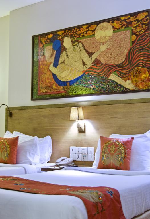 Le Sutra Hotel, Khar, Мумбаи Экстерьер фото