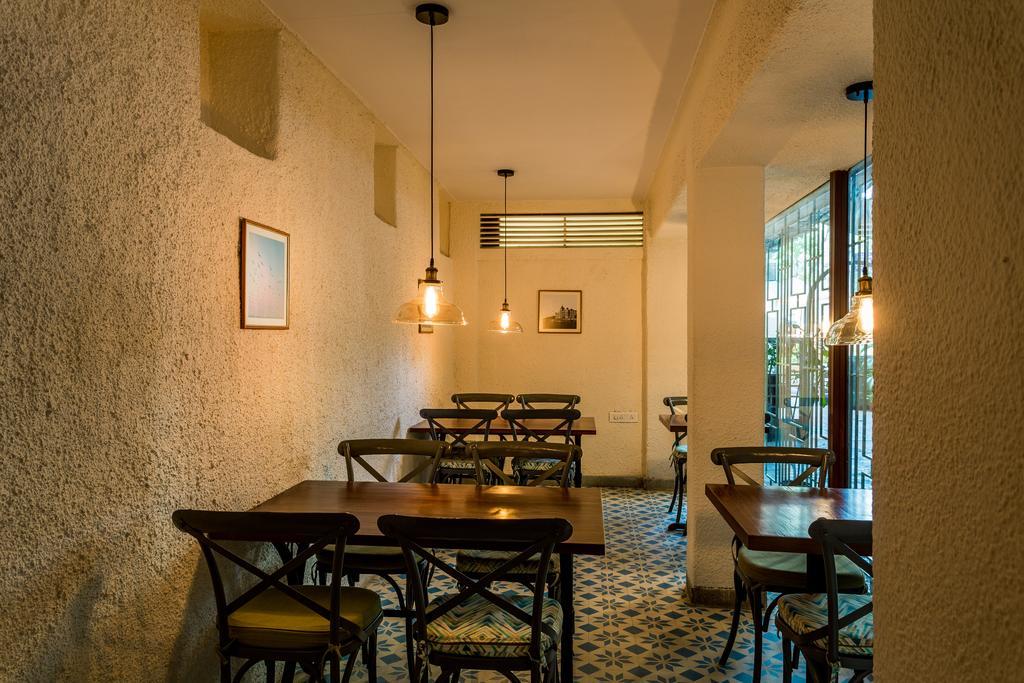 Le Sutra Hotel, Khar, Мумбаи Экстерьер фото