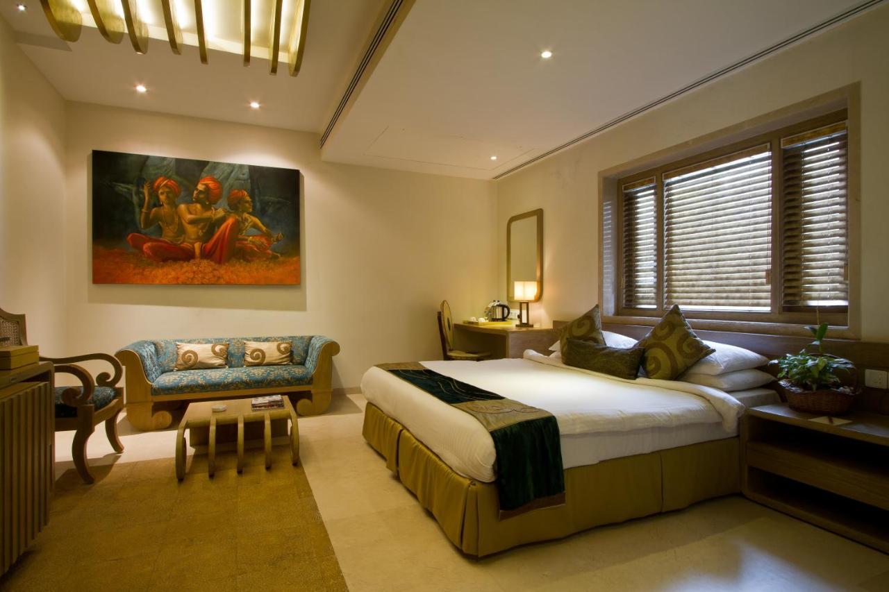 Le Sutra Hotel, Khar, Мумбаи Экстерьер фото